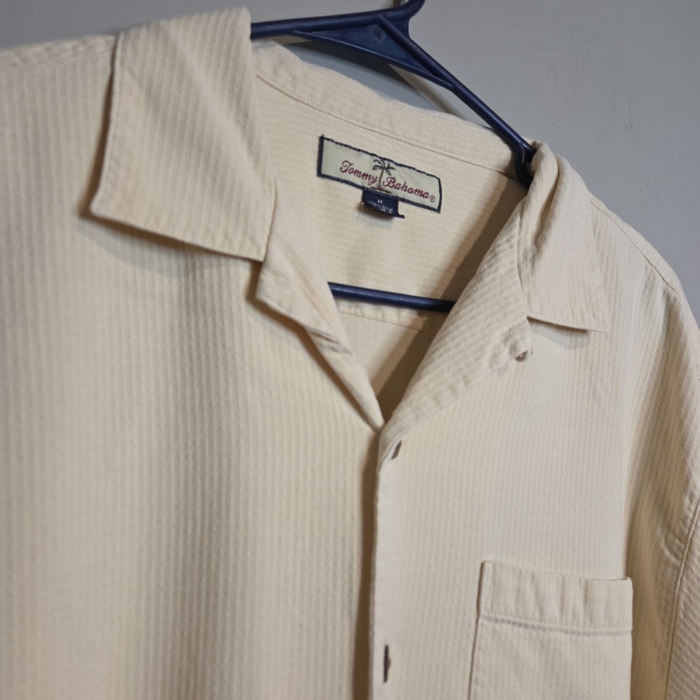 Tommy Bahama Silk Camp Shirt Mens Medium Cream Textured Short Sleeve Button Up